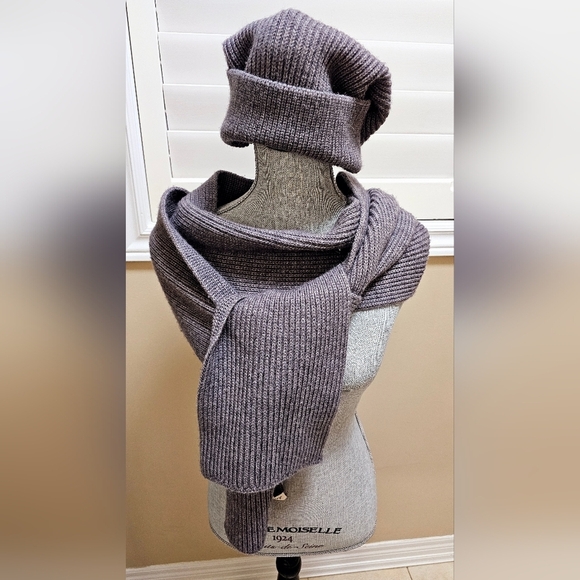 Knitted Hat Beanie Long Scarf set Mozart Wool Thick Dark Grey - Picture 1 of 8